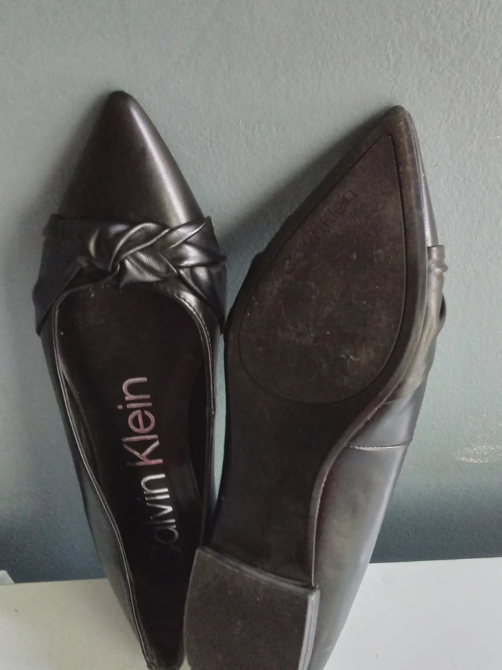 Calvin Klein Womens Black Pointed Toe Knotted Twist Leather Ballet Flats